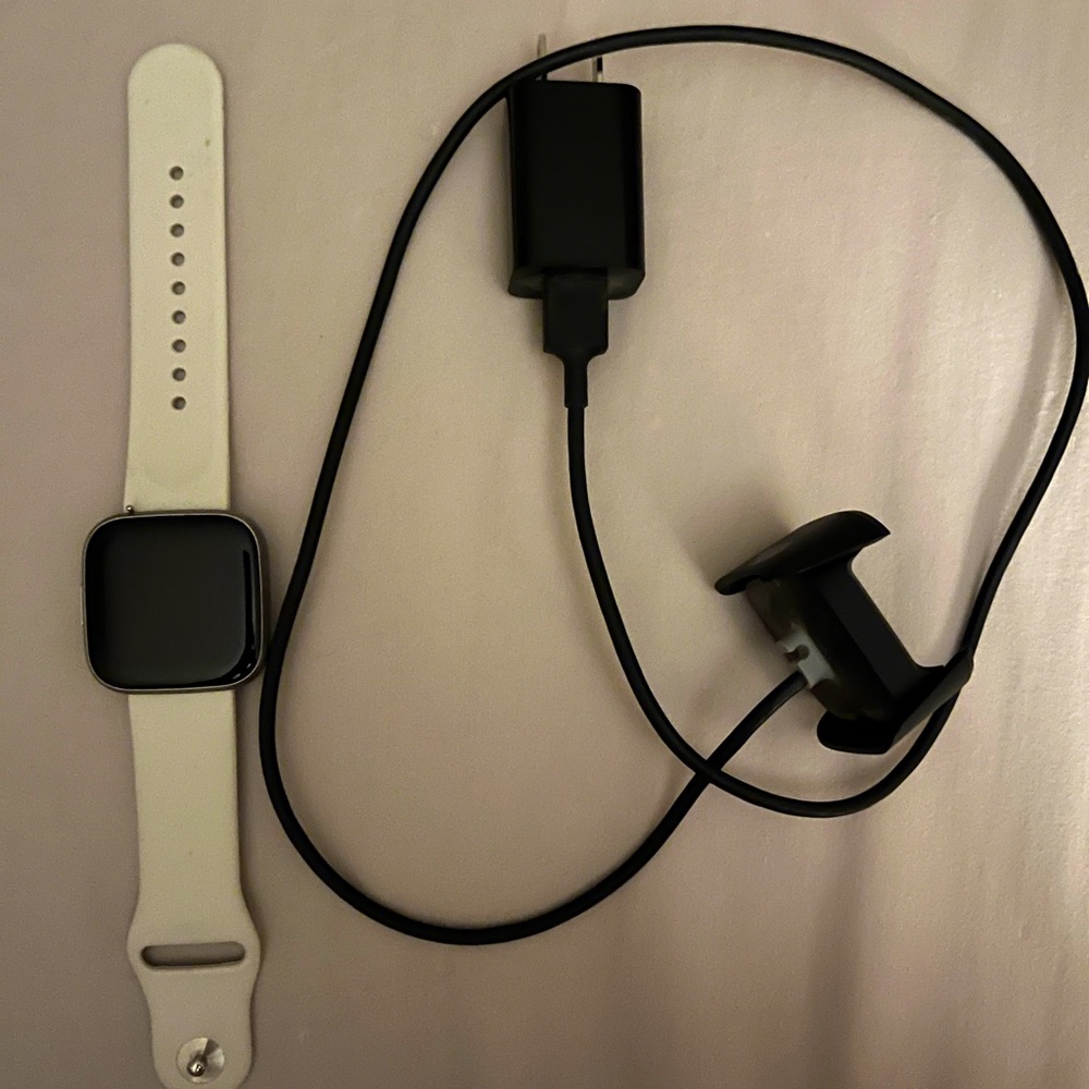 Fitbit Versa 2